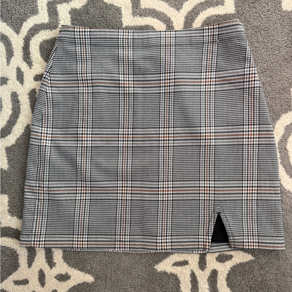 Abercrombie & Fitch Black and White Plaid Pencil Skirt